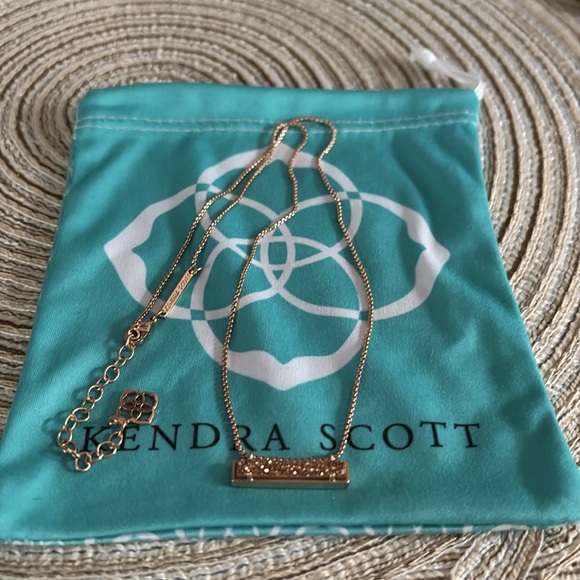 Kendra Scott Leanor Necklace in Rose Gold Tone Drusy necklace - Picture 10 of 10